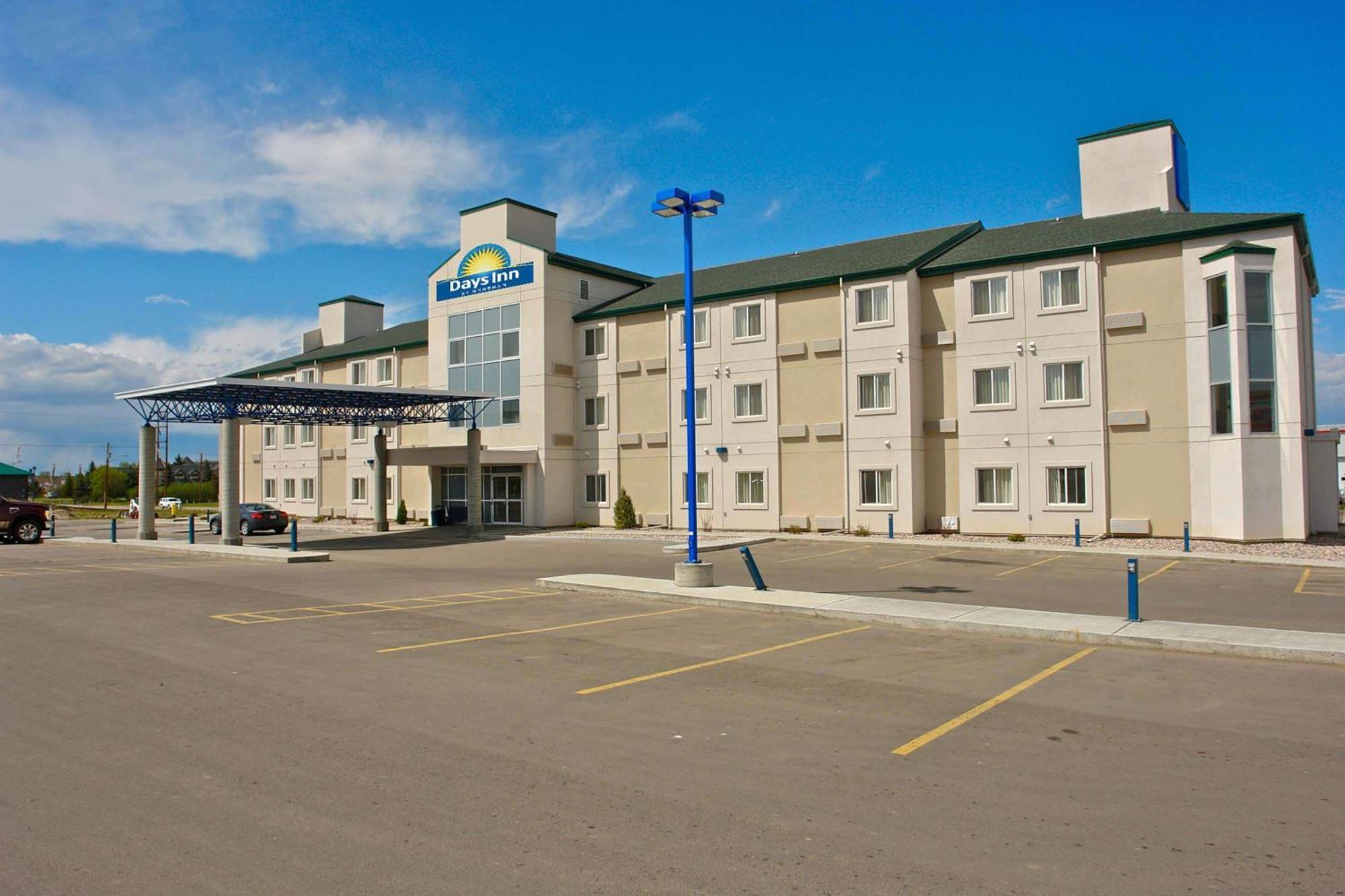 Days Inn By Wyndham Stony Plain Exterior foto