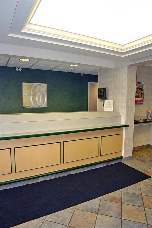 Days Inn By Wyndham Stony Plain Interior foto