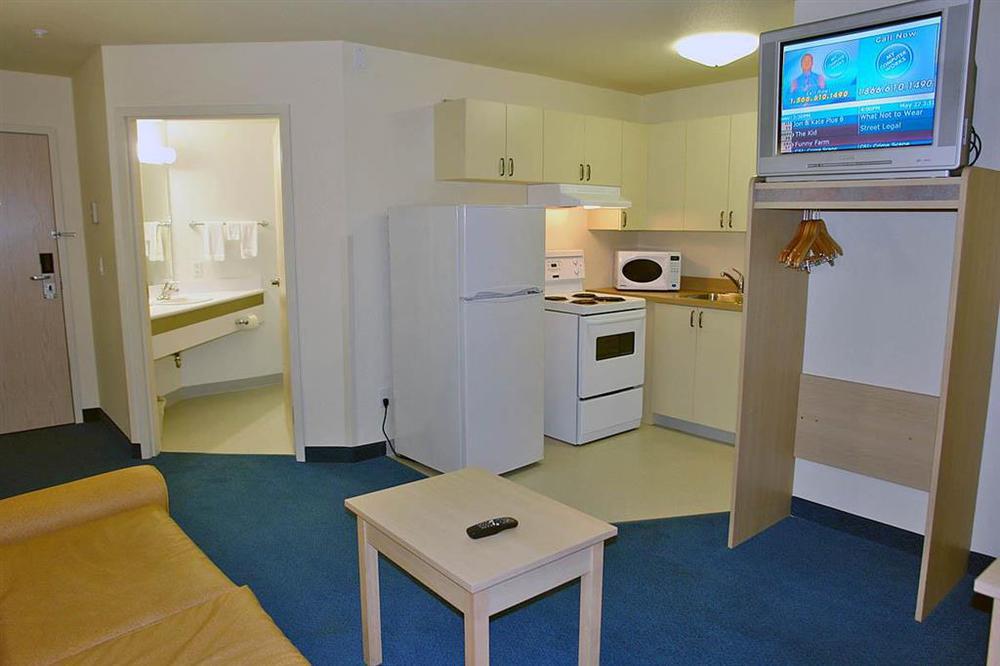 Days Inn By Wyndham Stony Plain Habitación foto