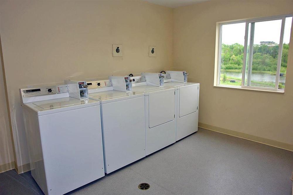 Days Inn By Wyndham Stony Plain Servicios foto